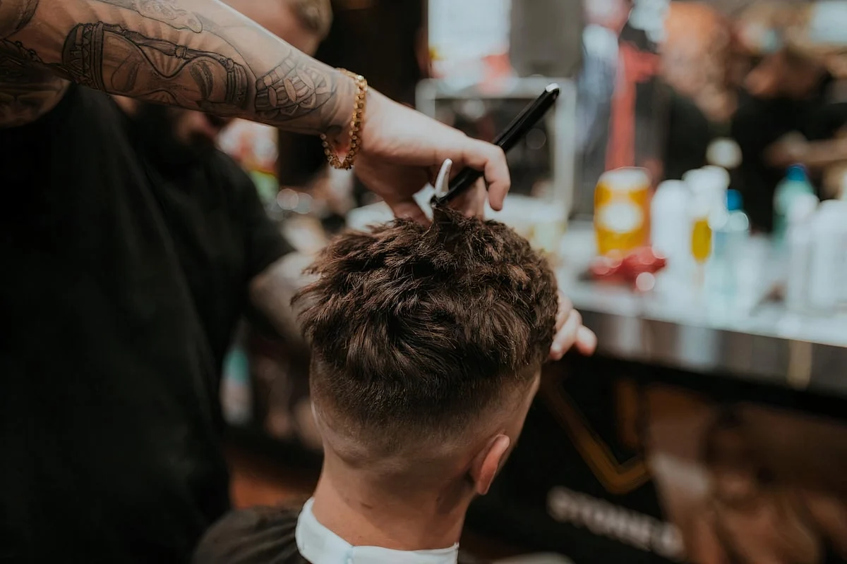 Barber vs. Frisør: Hvorfor specialisering betyder noget